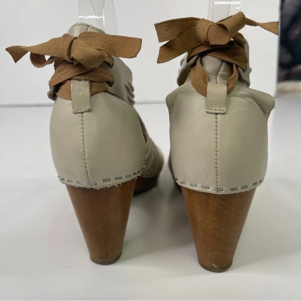 Anthropologie Miss Albright Peep Toe Heels Size 6.5